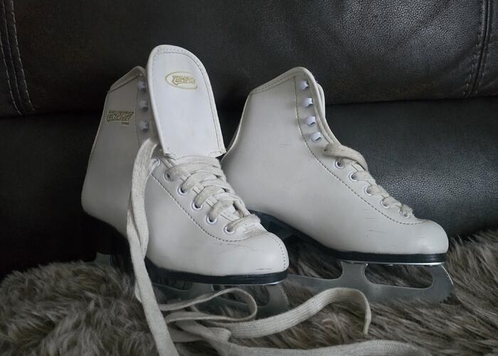 Grajewo ogłoszenia: Sprzedam ocieplane łyżwy rozm 33
